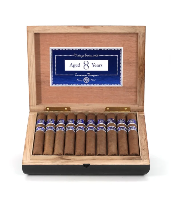 Rocky Patel Vintage 2003 Cameroon Robusto Cigar - Image 4
